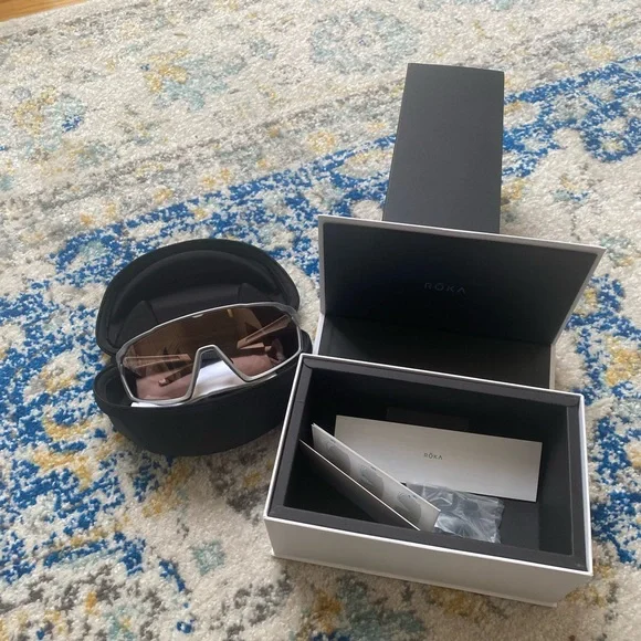Brand new Roka performance eyewear cycling glasses - Picture 3 of 5